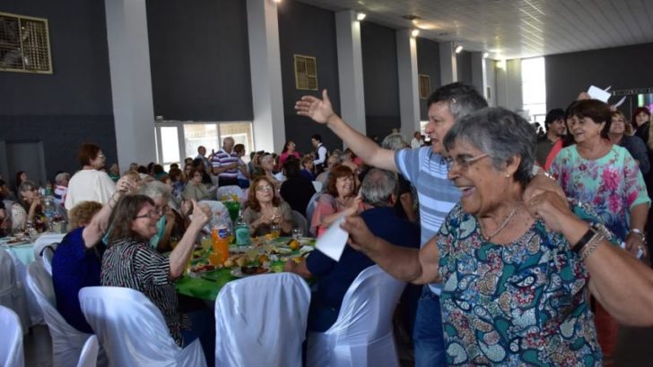 Fiesta del Día del Jubilado Provincial: “trabajamos en la mejora de los servicios, porque queremos jubilados dignos”