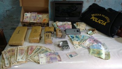 Sáenz Peña: incautan más de dos kilos de marihuana y dinero en un allanamiento