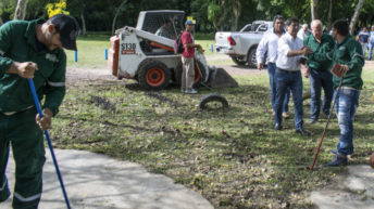 Martínez supervisó trabajo integral de limpieza en la reserva natural del Club Municipales