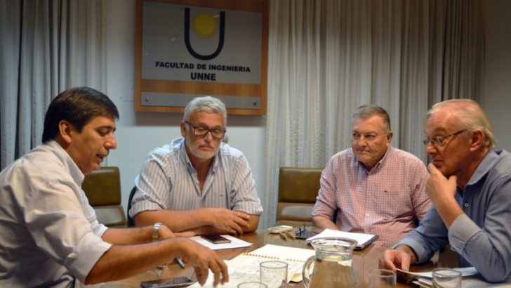 Gustavo Martínez y el decano de Ingeniería avanzan en un plan director de obras hídricas
