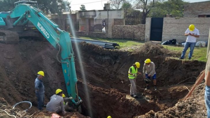 Villa Ángela: Sameep inició los trabajos de reparación de las cuencas cloacales