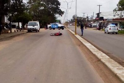 Barranqueras: motociclista perdió la vida al chocar una jirafa de alumbrado público