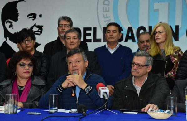 Peppo y Gustavo Martínez lograron el apoyo de unos 19 partidos políticos 1