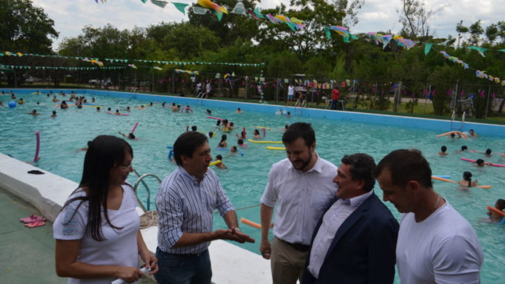 El intendente habilitó las actividades de verano del municipio en el parque 2 de Febrero
