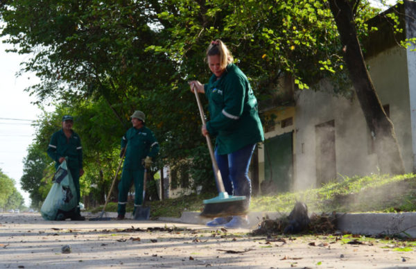 Villa San Juan: el Municipio desarrolló un operativo integral de limpieza y mejoró espacios verdes