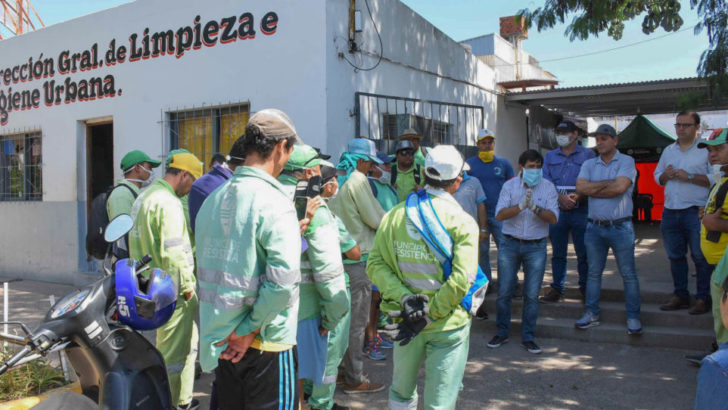 El intendente presentó a los trabajadores del área de limpieza el nuevo protocolo de trabajo ante la pandemia