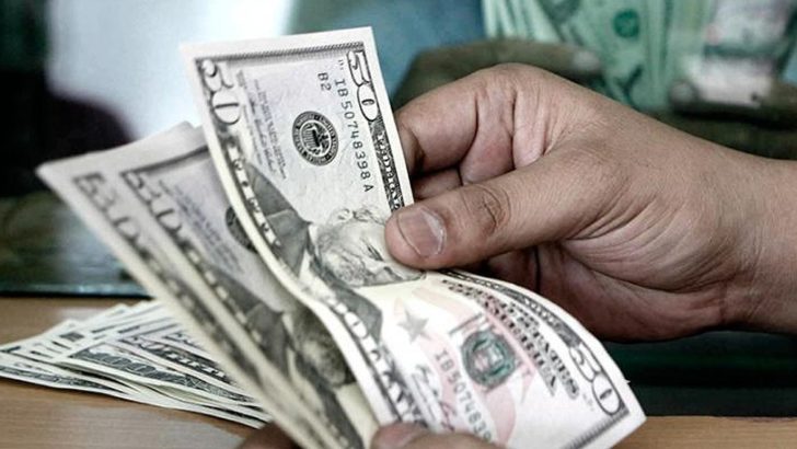 El Central anunció que la compra de dólar ahorro tendrá un recargo del 35% como anticipo de Ganancias
