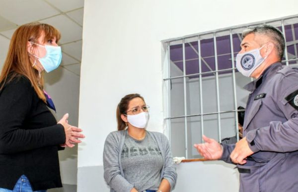 Barranqueras: Salud y el Municipio verificaron tareas de desinfección en instituciones 1