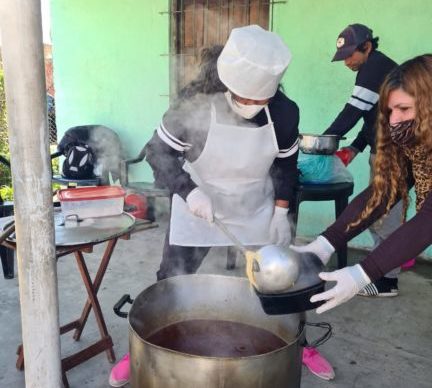 Presentaron la campaña ‘Invierno Solidario’ para abastecer roperos comunitarios en los barrios 1