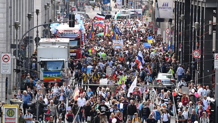 Alemania: más manifestaciones negacionistas recorren las calles de Berlín