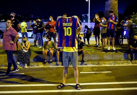 Exigen la renuncia del presidente del Barcelona