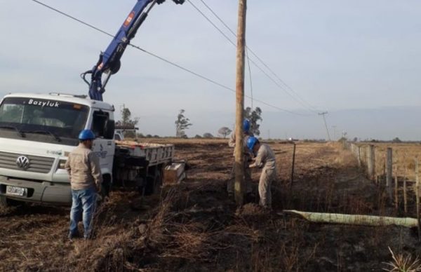 Incendios en zonas rurales dejaron a miles de usuarios sin servicio eléctrico y pérdidas millonarias 1