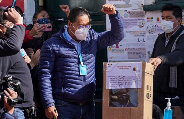 Bolivia: el candidato del MAS, Luis Arce ganó las elecciones en primera vuelta