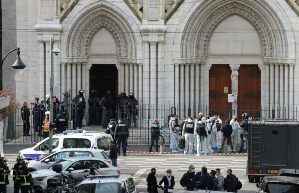 Francia: un ataque islamista en una iglesia genera estupor y máxima alerta 1