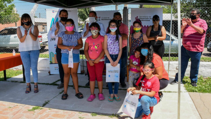 Resistencia acompañó la primera entrega de anteojos del programa “Mirada Solidaria” para niños del Palermo II