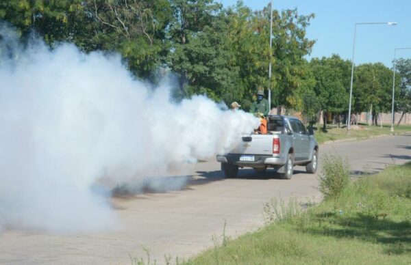 “Chau Mosquito”: Resistencia concretó un operativo de fumigación y descacharrado en las villas Seitor y Pegoraro