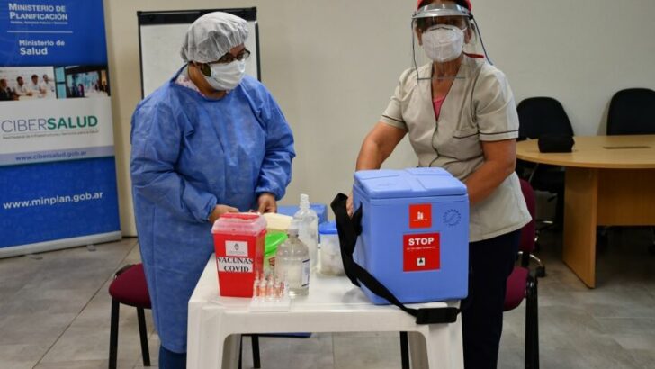 COVID-19: el martes se comenzará a aplicar la vacuna Sputnik V al personal de salud del Chaco