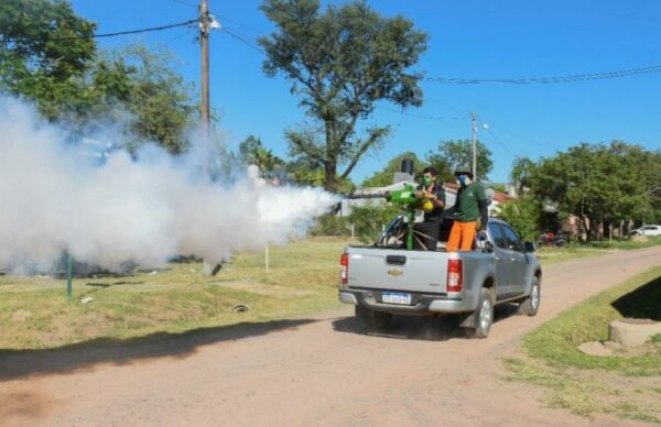 Dengue: Gustavo Martínez lanzó el primer operativo del programa “Chau Mosquito”, que alcanzará a todos los barrios de Resistencia 2
