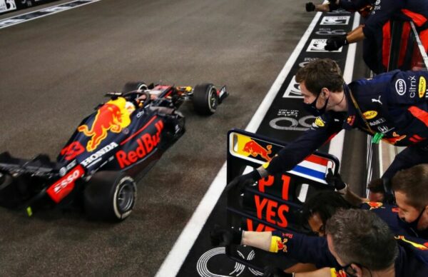 Max Verstappen ganó el Gran Premio de Abu Dhabi