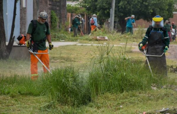 Plan Eco Ciudad: operativo integral de limpieza en las villas, Juan de Garay y El Tala, de Resistencia 1