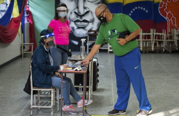 Venezuela: con baja participación, el electorado renovó la asamblea nacional 2