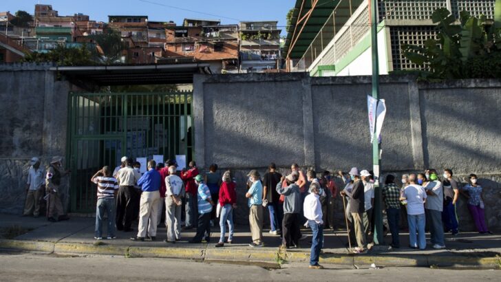 Venezuela: con baja participación, el electorado renovó la asamblea nacional