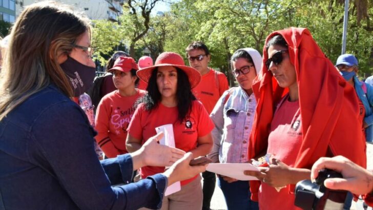 Mujeres al Frente pidió vacunar a los docentes para el regreso de las clases presenciales