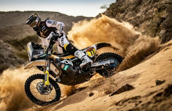 Tres argentinos se ubican en el top 10 de motos tras la primera etapa del Dakar 2