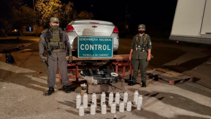 Gendarmería secuestró 21 kilos de cocaína ocultos en el tanque de combustible de un vehículo