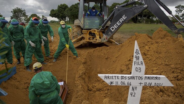 Brasil: advierten que la cepa amazónica tiene capacidad de reinfectar y poder duplicado