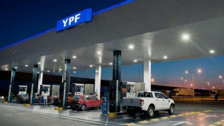 En los próximos tres meses, YPF aumentará los combustibles un 15%