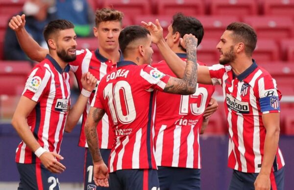 Atlético Madrid volvió al triunfo con doblete de Correa