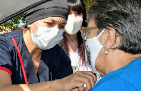 Barranqueras: unas 160 personas mayores de 65 años fureron vacunadas contra el Covid 19 2