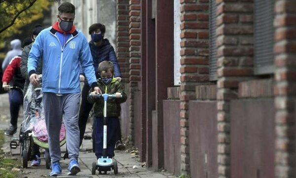 Carla Vizzotti: "Argentina está en el peor momento de la pandemia" 2