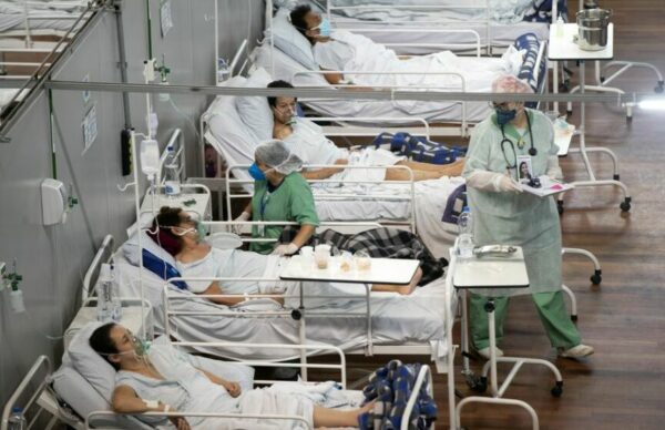 Con su sistema hospitalario colapsado, Brasil registró un nuevo récord de muertos por coronavirus 2