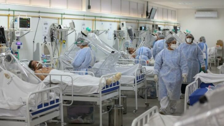 En Brasil, los cuidados intensivos son ocupados más por jóvenes que por adultos mayores