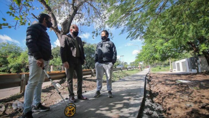 Constataron el avance de la construcción de veredas en los barrios Miranda Gallino y Villa Río Negro