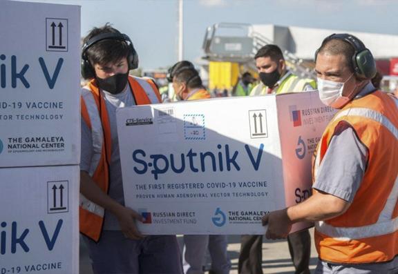 Sputnik V: anunciaron envíos regulares de vacunas a la Argentina