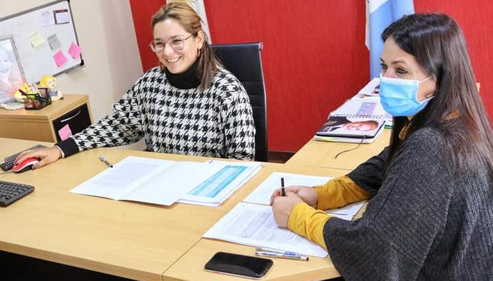 Magda Ayala firmó convenio para potenciar el voluntariado social