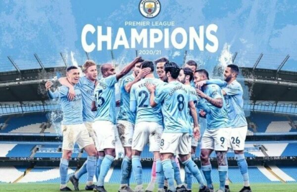 Manchester City estrena su título