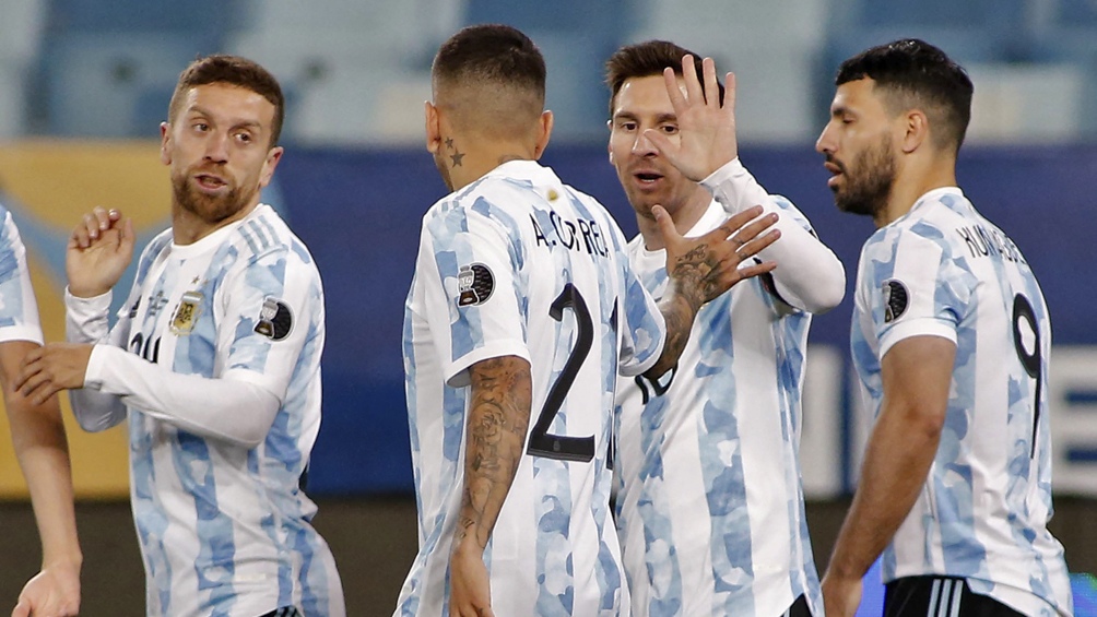 Copa América: Argentina goleó a Bolivia y espera los cuartos