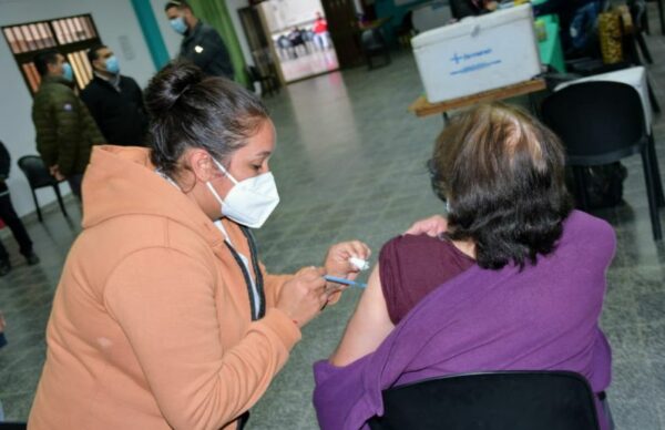 Covid 19 en Chaco: la campaña de vacunación provincial avanza en Villa Ángela y Pinedo 1
