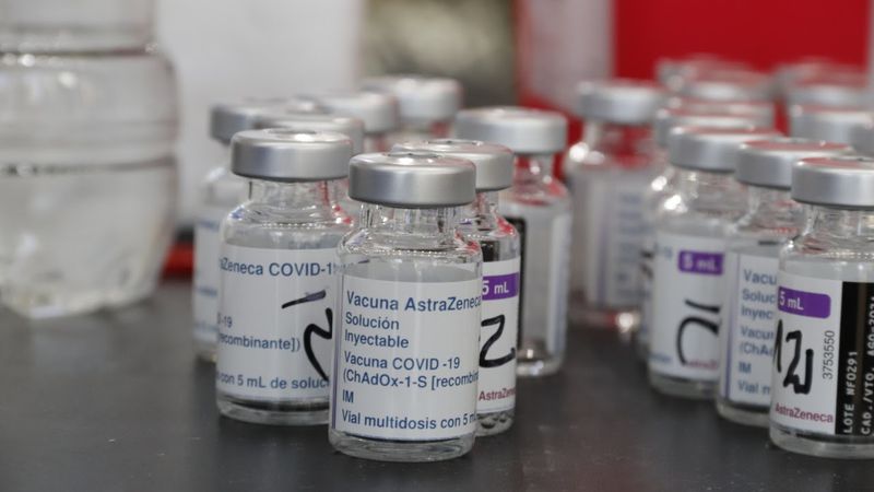 Covid 19 en el pais: llegan 811 mil vacunas Astrazeneca 1