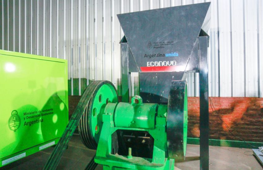 En Charata, Capitanich entregó equipamiento para la planta de residuos sólidos urbanos 3