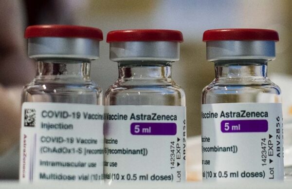 Llegaron 1.181.500 vacunas de AstraZeneca al país 1