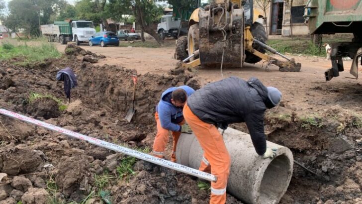 Resistencia: el Municipio completó otro operativo de mantenimiento de desagües en villa San Martín y villa Prosperidad
