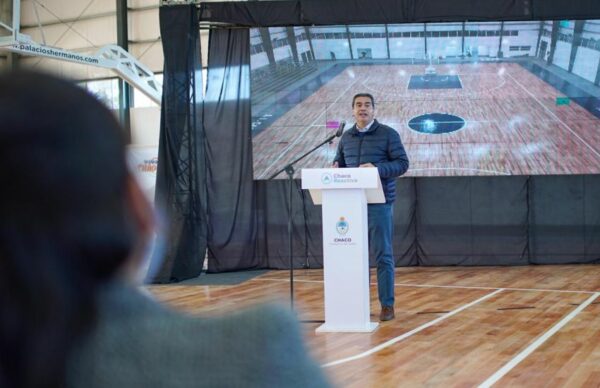Castelli: inauguraron el moderno Microestadio, epicentro del deporte en el norte chaqueño 3