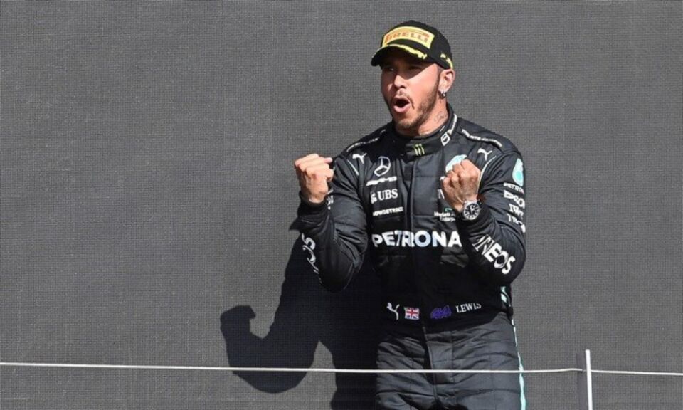 Hamilton volvió al triunfo en Silverstone 1