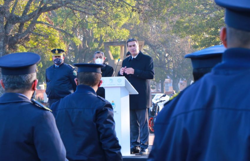 La Policía del Chaco celebra los ascensos y el anunció de aumento salarial