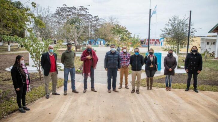 Capitán Solari: Capitanich inauguró la plaza “Perito Moreno” y las refacciones del CIC